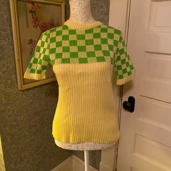 Bobbie Brooks Sweaters - Vintage yellow / green checkered short sleeve sweater Bobbie Brooks Small 70’s